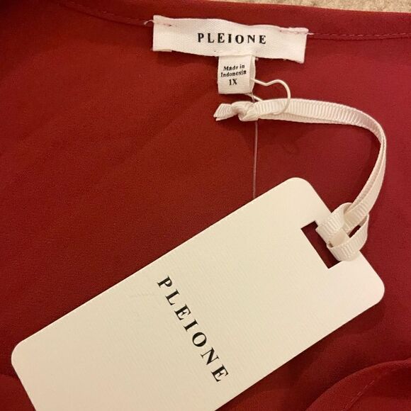 PLEIONE Plus Size V Neck Pocket Hem Long Sleeve Blouse Size 1X - Picture 3 of 9